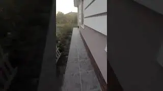 Бетонирование отмостки, монтаж плитки.