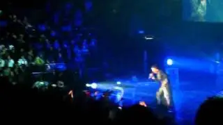 Adam Lambert singing Sleepwalker 9/11/10 Tunica,MS