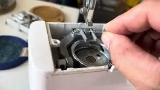 Vệ Sinh tra dầu máy may gia đình