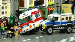 Lego City Emergency Ambulance Police Truck Crash