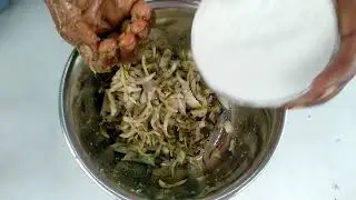 ఉల్లిపాయ పకోడీ | Onion Pakoda Recipe In Telugu | Crispy Onion Pakoda | Monsoon Recipies | Happybelly