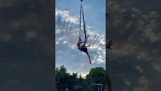 #aerialist #aerialstraps #straps #aerialloops #loops #aerialtraining #circus