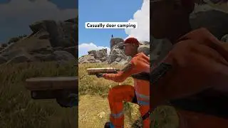 Rat saves clan from a door camper in Rust #rust #shorts