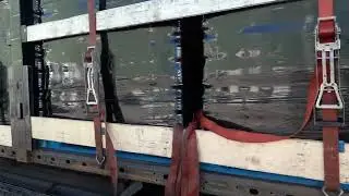 Как крепить воду на палетах.