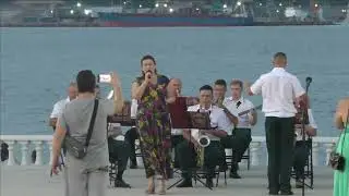 Керчь, сквер Адмиралтейском, оркестр Росгвардии 20 07 24