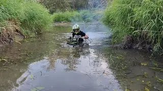 Может ли мотоцикл ехать под водой, на глубине 2 метра? 