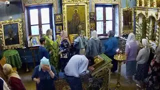 Молебен с акафистом Свт. Луке Крымскому. Храм Успения в Путинках