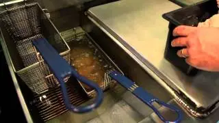 How to Fry Frozen Chicken Wings in Deep Fryers : Pizza Recipes & More