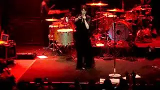 Florence + The Machine - Shake It Out - Amsterdam, Paradiso