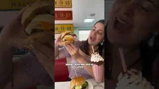 Hamburgueria temática dos anos 50 - Zé do Hambúrguer | TourSP