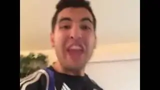 Попка не дурак😎