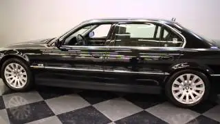 2232 CHA 2000 BMW 750iL