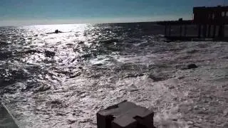 Красивый шторм на Черном море под Ваннесу Мэй