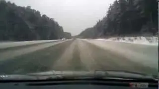 Женщину занесло на VW Polo