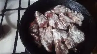 Мясо с подливкой