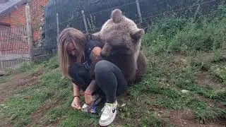 Naša Maša medved je Maša