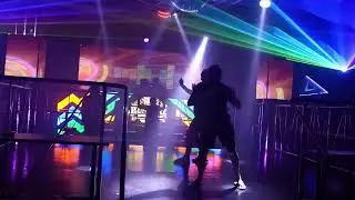 Night life in Pattaya | Incredible world Traveler| Men Dancing in Pattaya pub| night life in pattaya