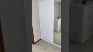 шкаф купе с подсветкой цоколя