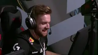 niko learned to shoot with a deagle