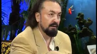 Münafıklar Müslümanlara zarar vermek istediklerinde sinsi savaşla yaparlar