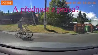 Czech ( Olomouc ) dashcam Vol. 6 - sanitka, chodci, přednost