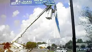 Colonial Flag Main Street Banner System in Operation