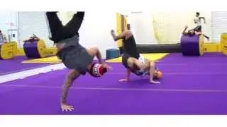 Tricking VS Breaking (Tony Surphman VS Kid ZAO)