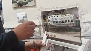 Remplacer un tableau électrique 💡⚡ طريقة تغير لوحة  توزيع المفاتيح الكهربائية
