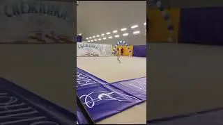 первые шаги гимнастки #мнеможно #вамможно #моя#моявнучечка#майя