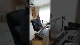Tu nu mă lași și nu mă uiți vreodată...