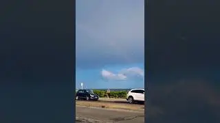 MELBOURNE WEATHER BE LIKE.....           