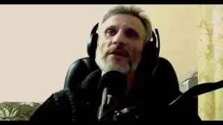 ОЛЕГ - Я привык улыбаться людям