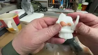 Masking of a model for painting with a airbrush