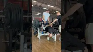 Возвращаюсь в экипу. 240*2 с бруска 5см #sports #powerlifting #fitness #benchpress