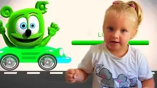 Мишка Гуми Бер на машинке