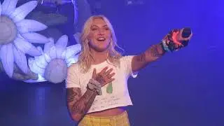 Julia Michaels - What A Time (Dublin)