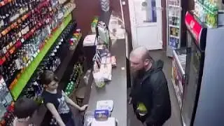 Такой вот персонаж, пришедший за сигаретами в К&Б