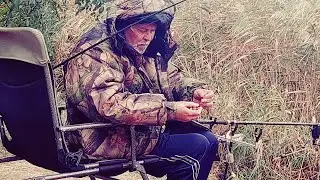 Рибалка на годівниці в жовтні.