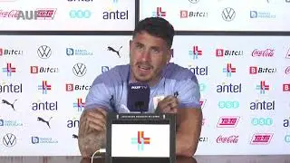 Conferencia de prensa de José María Gimenez previa a Uruguay vs Venezuela