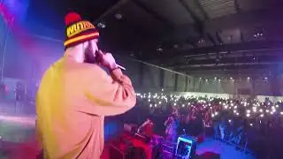Концерт Miyagi & Эндшпиль. Неудачный прыжок с парашютом, запутался в стропах.