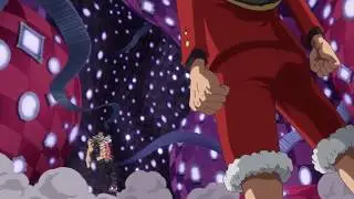 Luffy destroys the mirror