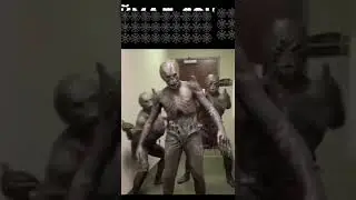 🧟‍♂️🧟🧟‍♀️