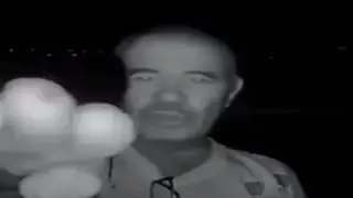 Встаньте на расстоянии вытянутой руки