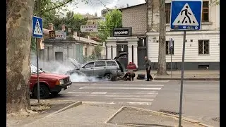 На Адмиральской в Николаеве загорелся автомобиль