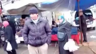 Bursa’da bir dilenci kılığında dolandırıcı.