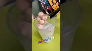 Giant minimelts caramel enough latte?! #asmr #icecup #korea #conveniencestore #편의점