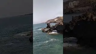 жил старик у самого синего моря...