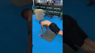 Лопаточные отжимания