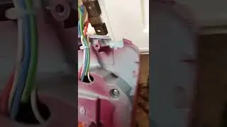 Утюг протекает