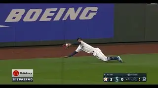 Catch Of The Year by Julio Rodrígeuz ?   |     QUICK MLB HITS